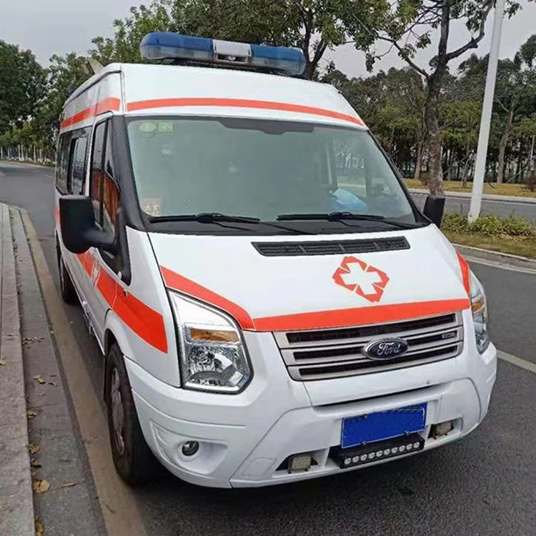 西城用途不同，救护车装备标准也不同